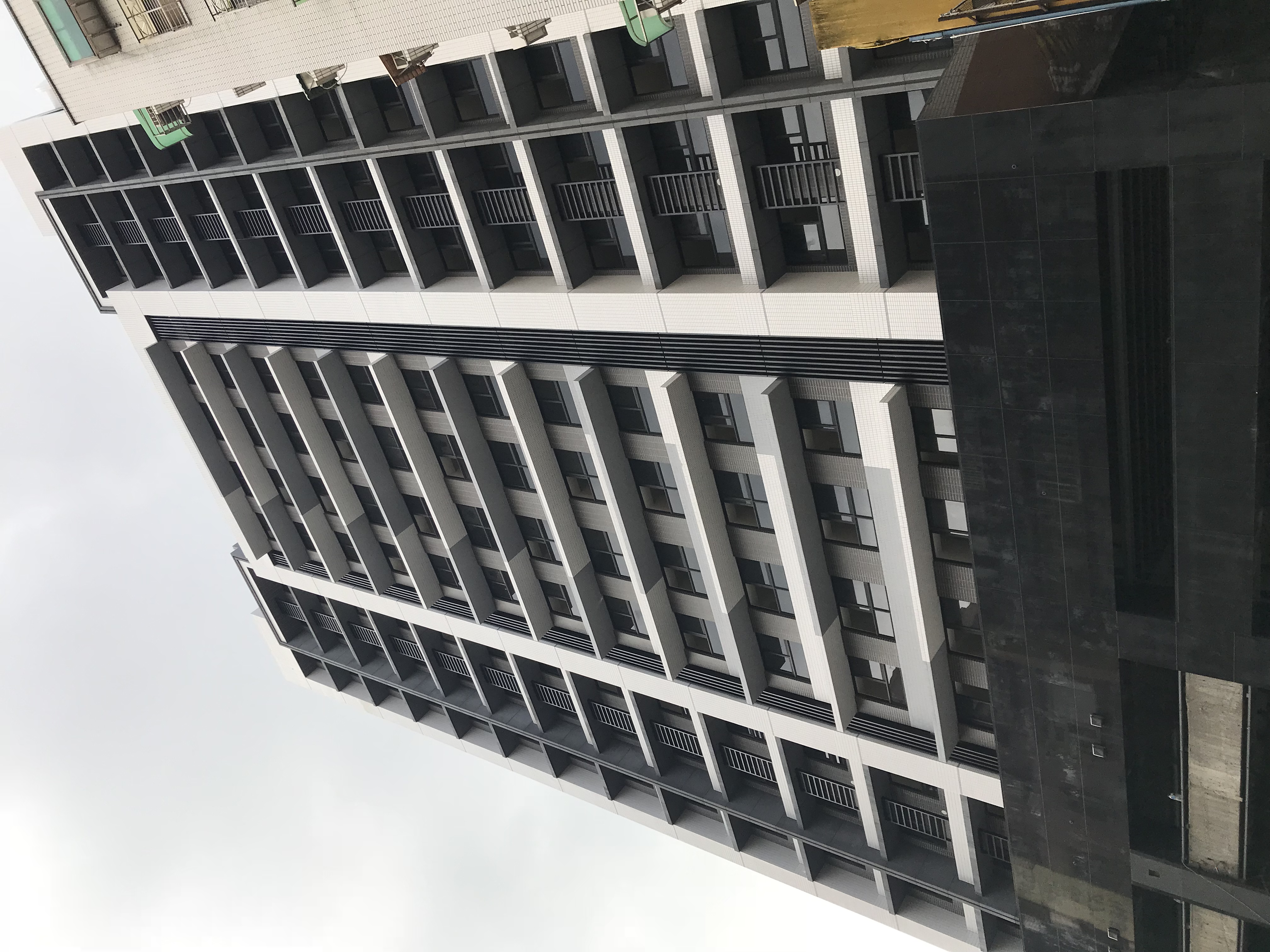 立信建設 - 三峽華府